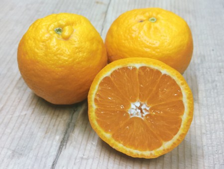 Tangerines, Pixie (sweet + juicy! yum!)